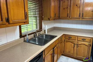 127 Laurel Dr, Cochran, GA 31014 - Photo 7