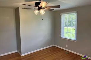127 Laurel Dr, Cochran, GA 31014 - Photo 13