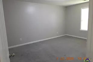 128 Kingston Village Dr, Perry, GA 31069 - Photo 5