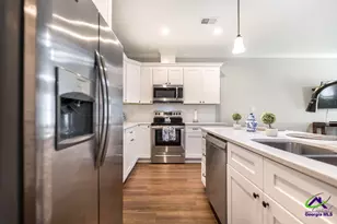309 Charles Gray Blvd, Perry, GA 31069 - Photo 13