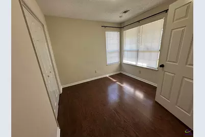 110 Island Boulevard, Warner Robins, GA 31088 - Photo 9