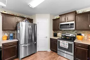 406 Stonebrook Cir, Byron, GA 31008 - Photo 15