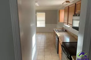 218 Wray St, Warner Robins, GA 31093 - Photo 11