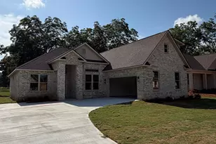 1 Pleasant Oaks Dr, Perry, GA 31069 - Photo 1