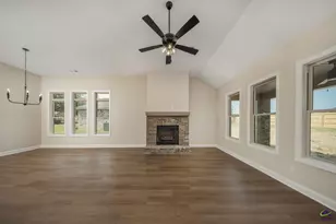 2 Pleasant Oaks Dr, Perry, GA 31069 - Photo 19