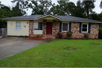 105 Woodland Court, Warner Robins, GA 31088 - Photo 1