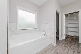 359 Amanda Dr, Macon, GA 31216 - Photo 15