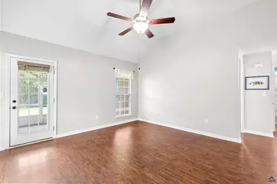 324 Tyson Glen Drive, Warner Robins, GA 31088 - Photo 13