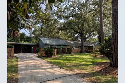 404 Oakview Square, Warner Robins, GA 31093 - Photo 1