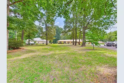 106 N Amanda Place, Warner Robins, GA 31088 - Photo 3