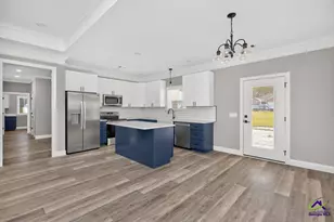 143 Village Cir, Cochran, GA 31014 - Photo 13