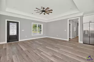 143 Village Cir, Cochran, GA 31014 - Photo 11
