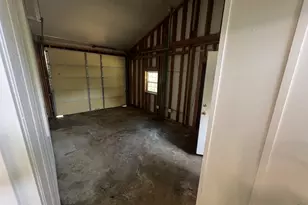 110 Trinity Dr, Warner Robins, GA 31088 - Photo 17