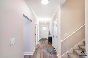 266 Lakeview Dr, Macon, GA 31211 - Photo 11