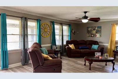 203 Sonja Drive, Warner Robins, GA 31088 - Photo 7