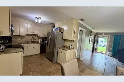203 Sonja Drive, Warner Robins, GA 31088 - Photo 9