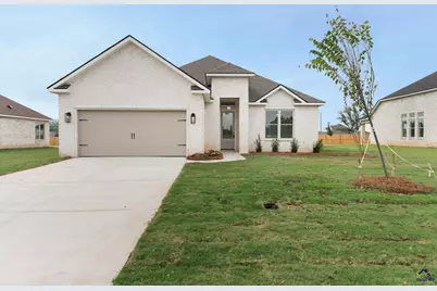 222 Farmland Circle, Perry, GA 31069 - Photo 1