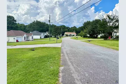 401 Windsor Court, Macon, GA 31216 - Photo 33