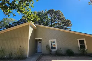 110 Eastlake Dr, Warner Robins, GA 31093 - Photo 1