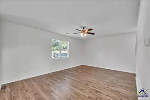 212 Harrow Dr, Perry, GA 31069 - Photo 9