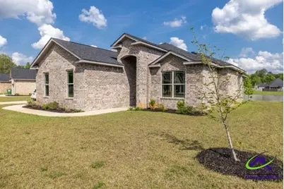 112 Gwendolyn Avenue, Perry, GA 31069 - Photo 1