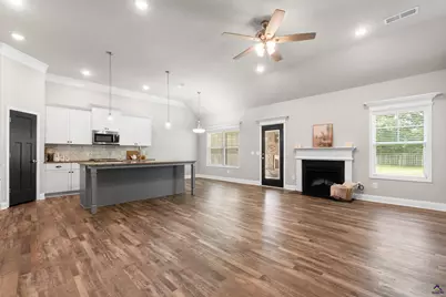 212 Oakley Court, Bonaire, GA 31005 - Photo 7
