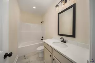 4 Pleasant Oaks Dr, Perry, GA 31069 - Photo 33