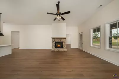 4 Pleasant Oaks Drive, Perry, GA 31069 - Photo 13