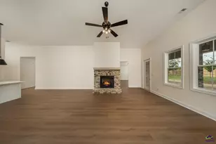 4 Pleasant Oaks Dr, Perry, GA 31069 - Photo 13