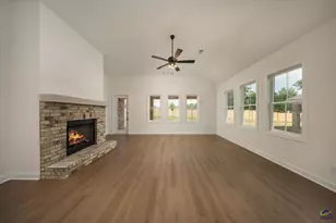 4 Pleasant Oaks Dr, Perry, GA 31069 - Photo 11