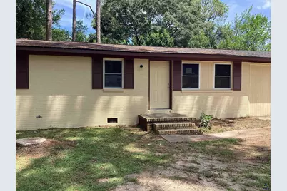 209 E Valley Drive, Fort Valley, GA 31030 - Photo 1