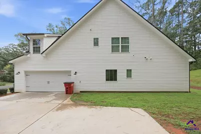 5940 Wesleyan Drive, Macon, GA 31210 - Photo 9