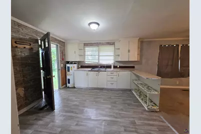 1056 Tommy Purvis Jr Drive, Reynolds, GA 31076 - Photo 5