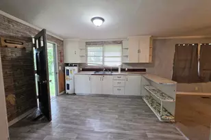 1056 Tommy Purvis Jr Dr, Reynolds, GA 31076 - Photo 5