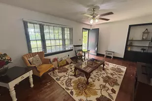 110 W Peter St, Cochran, GA 31014 - Photo 5