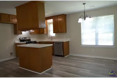 79 N Camp Drive, Byron, GA 31008 - Photo 5
