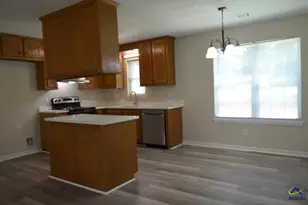 79 N Camp Dr, Byron, GA 31008 - Photo 5