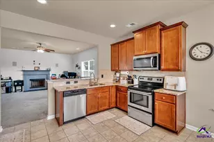 200 Amelia Dr, Byron, GA 31008 - Photo 13