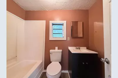 1010 E Church St, Fort Valley, GA 31030 - Photo 17