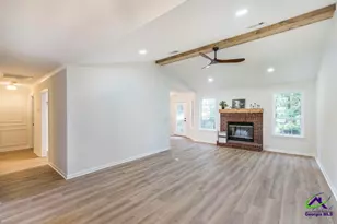 227 Crestwood Cir, Centerville, GA 31028 - Photo 9
