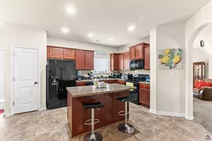 610 Regatta Dr, Byron, GA 31008 - Photo 17