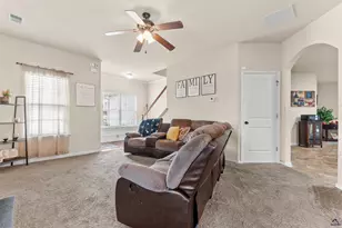 610 Regatta Dr, Byron, GA 31008 - Photo 9