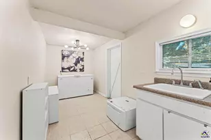 311 Draper St, Warner Robins, GA 31088 - Photo 29