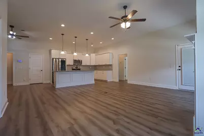 438 Nandina Court, Warner Robins, GA 31088 - Photo 7