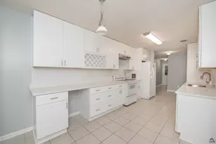 225 Autumn Woods Dr, Warner Robins, GA 31088 - Photo 17