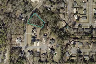 118 Laurel Oak Ln, Warner Robins, GA 31093 - Photo 1