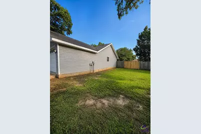 97 Tiffany Lane, Warner Robins, GA 31093 - Photo 3