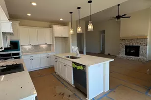 8 Pleasant Oaks Dr, Perry, GA 31069 - Photo 11
