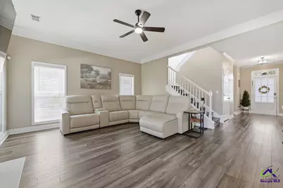 110 Cole, Warner Robins, GA 31088 - Photo 7