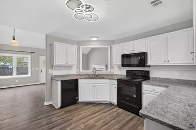 205 Margeson Drive, Warner Robins, GA 31088 - Photo 11